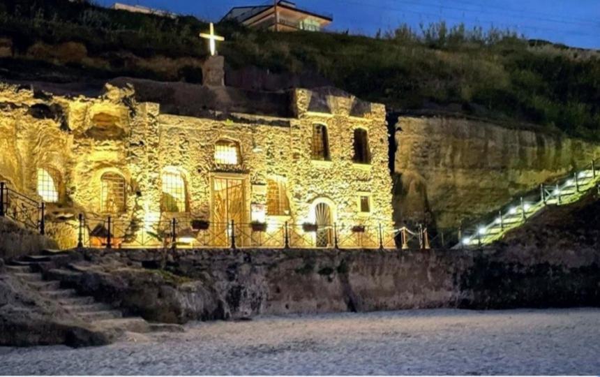 Casa Di Giorgio-Fronte Spiaggia Pizzo  Exteriör bild
